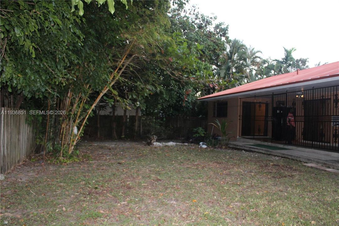 En Venta: $659,999 (3 camas, 2 baños, 1817 Pies cuadrados)