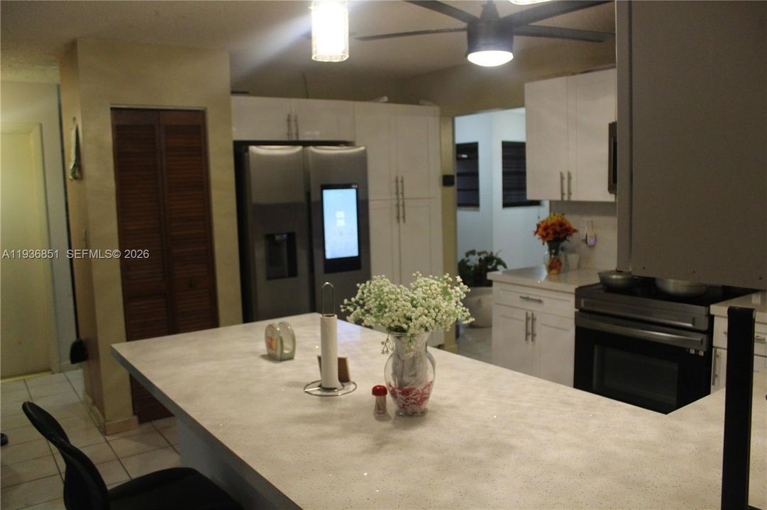 En Venta: $659,999 (3 camas, 2 baños, 1817 Pies cuadrados)