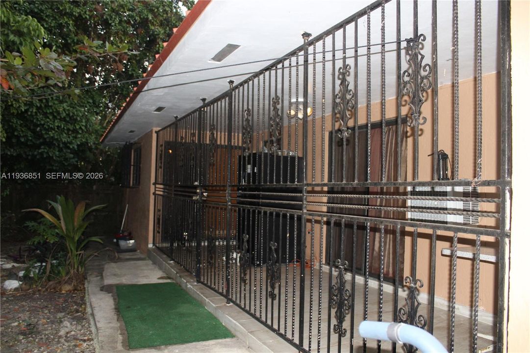 En Venta: $659,999 (3 camas, 2 baños, 1817 Pies cuadrados)