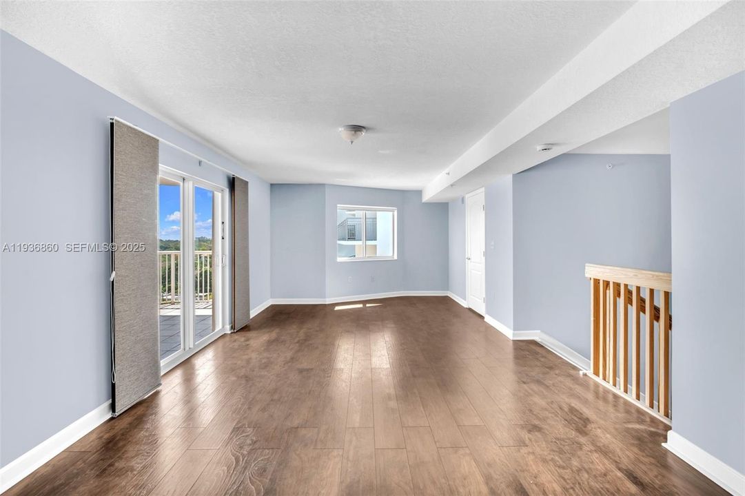 En Renta: $2,899 (1 camas, 1 baños, 1276 Pies cuadrados)