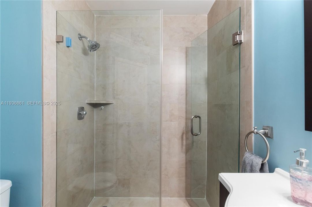 For Sale: $395,000 (3 beds, 2 baths, 1478 Square Feet)