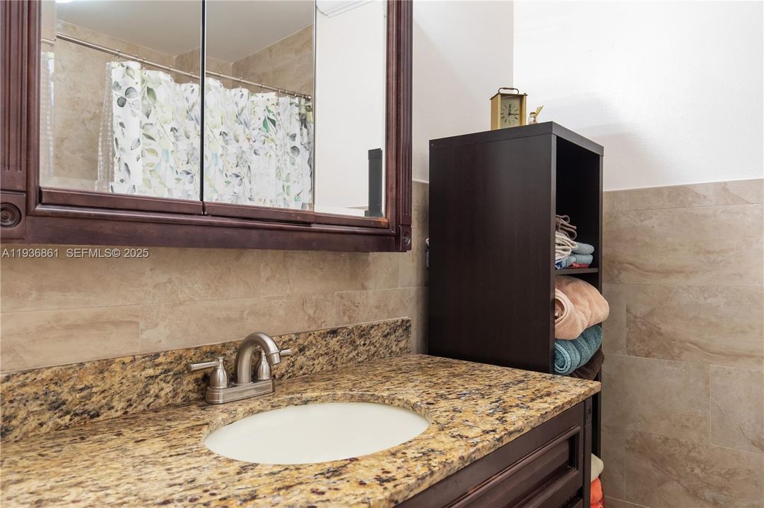 For Sale: $395,000 (3 beds, 2 baths, 1478 Square Feet)