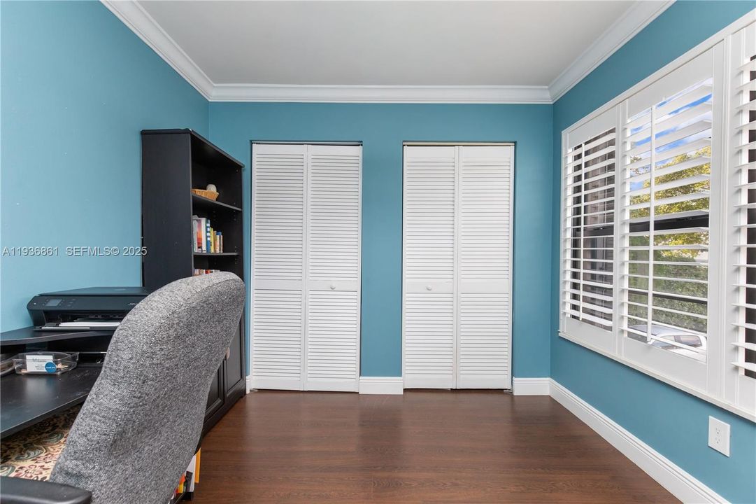 For Sale: $395,000 (3 beds, 2 baths, 1478 Square Feet)