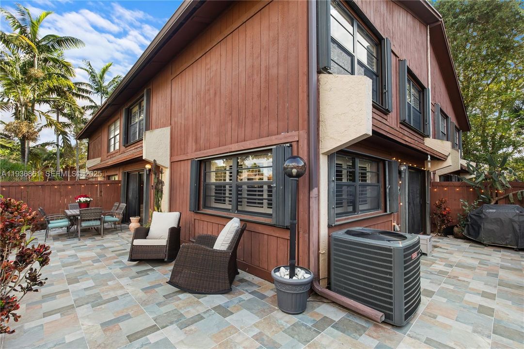 For Sale: $395,000 (3 beds, 2 baths, 1478 Square Feet)