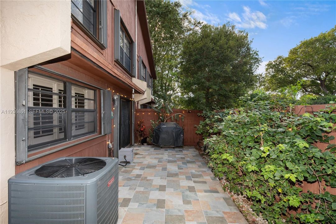 For Sale: $395,000 (3 beds, 2 baths, 1478 Square Feet)