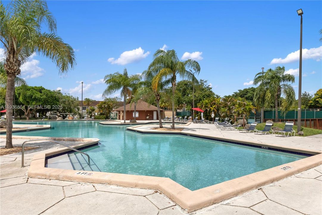 For Sale: $395,000 (3 beds, 2 baths, 1478 Square Feet)