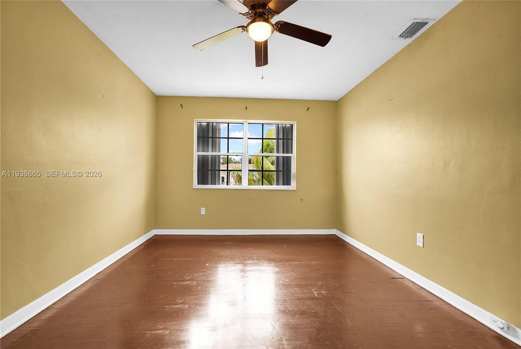 For Sale: $599,000 (3 beds, 2 baths, 1459 Square Feet)