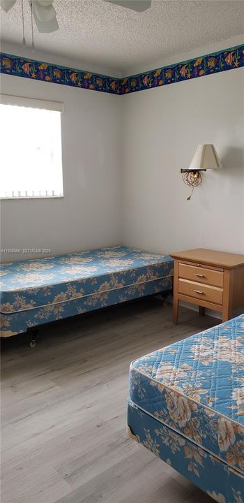 В аренду: $2,000 (2 спален, 2 ванн, 960 Квадратных фут)