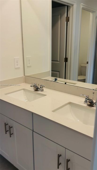 В аренду: $1,699 (3 спален, 2 ванн, 0 Квадратных фут)