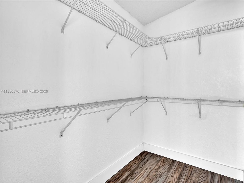 For Rent: $4,150 (3 beds, 2 baths, 1615 Square Feet)