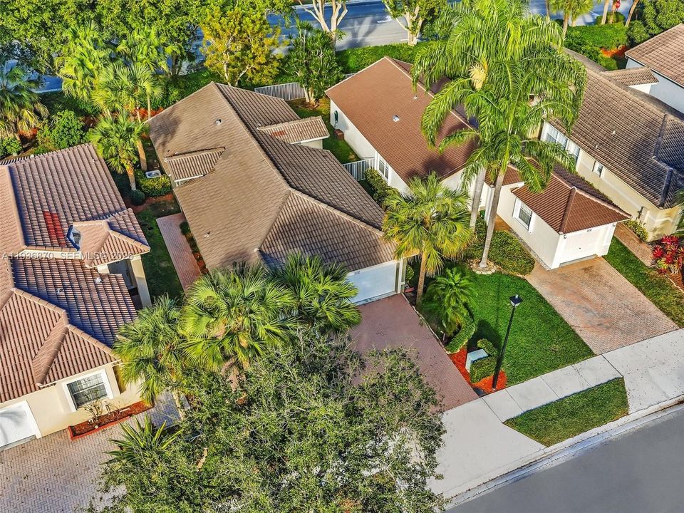 For Rent: $4,150 (3 beds, 2 baths, 1615 Square Feet)