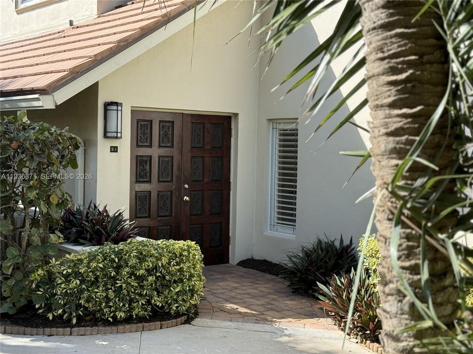 В аренду: $5,800 (2 спален, 2 ванн, 1700 Квадратных фут)