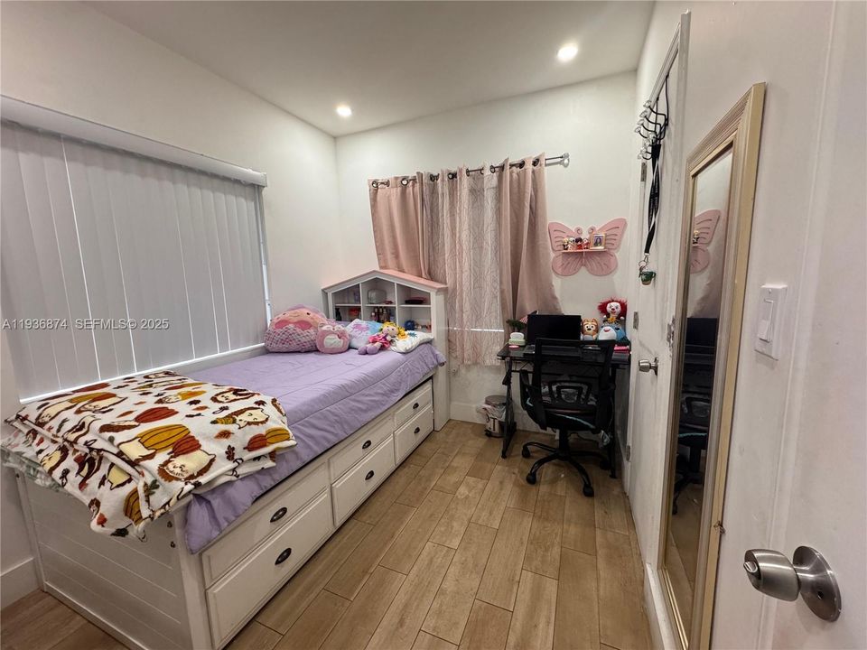 En Renta: $2,800 (2 camas, 1 baños, 1848 Pies cuadrados)