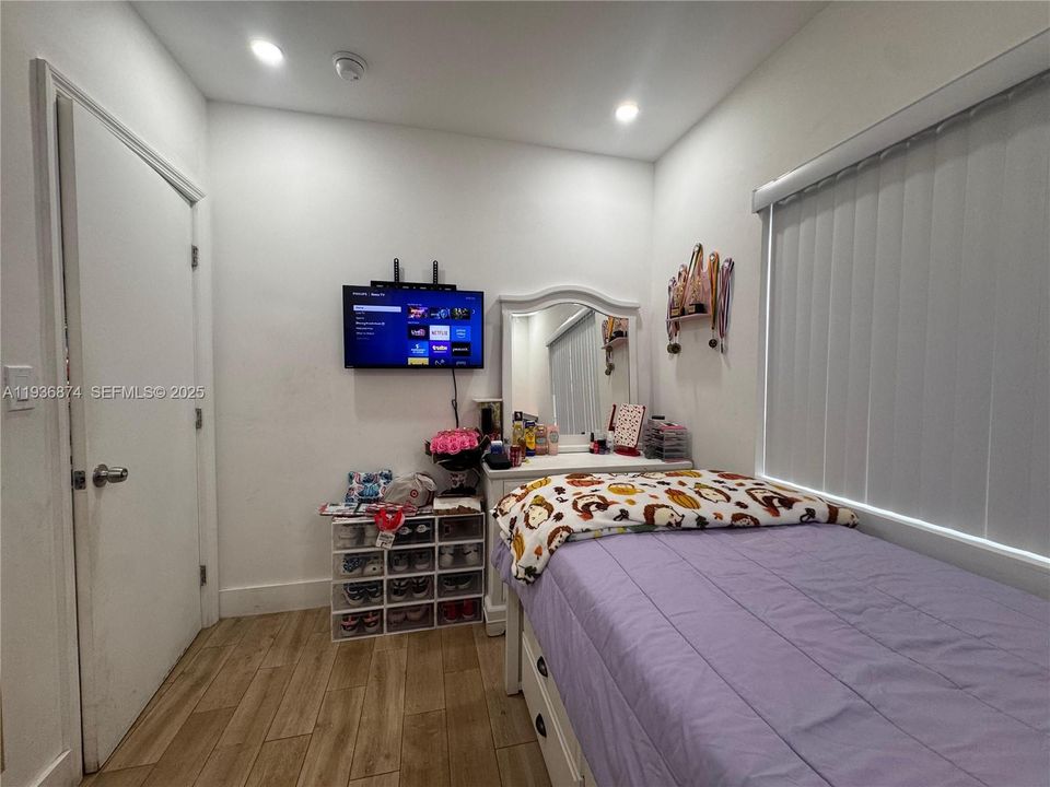 En Renta: $2,800 (2 camas, 1 baños, 1848 Pies cuadrados)