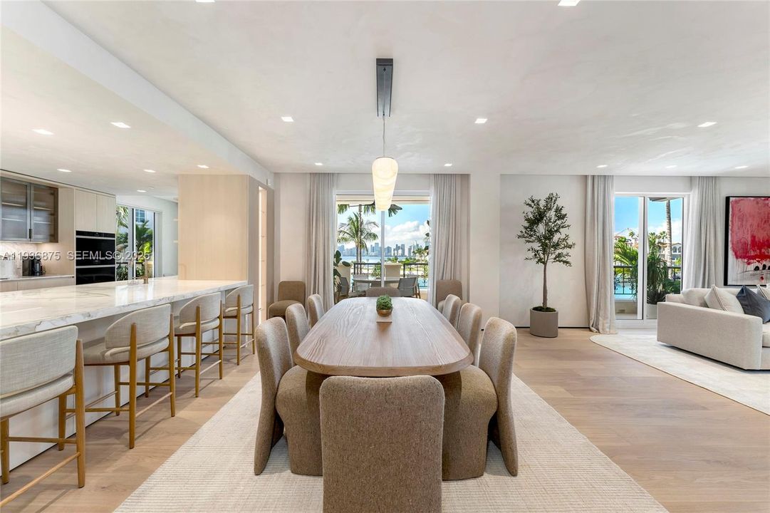 For Sale: $9,250,000 (3 beds, 3 baths, 2744 Square Feet)