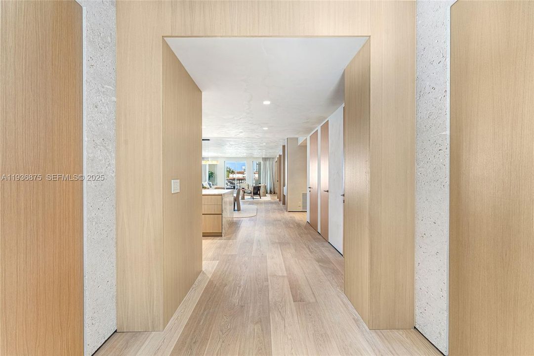 For Sale: $9,250,000 (3 beds, 3 baths, 2744 Square Feet)