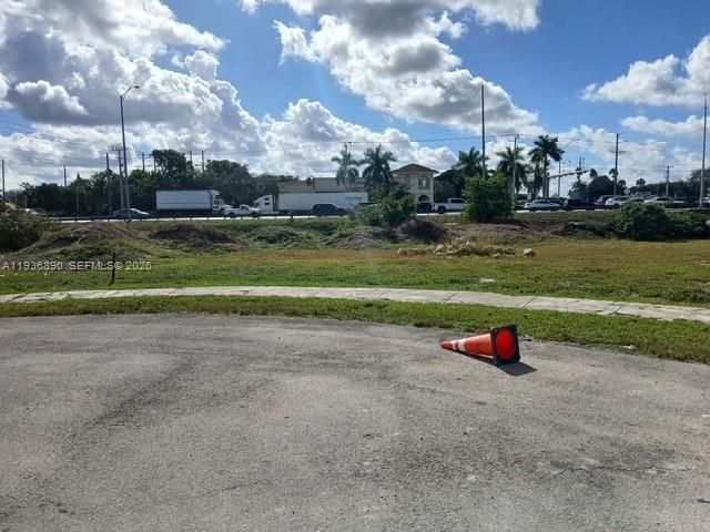 En Venta: $550,000 (0.29 acres)