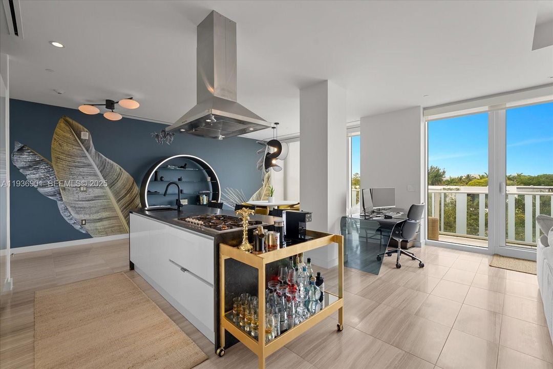 For Sale: $2,450,000 (1 beds, 1 baths, 1969 Square Feet)