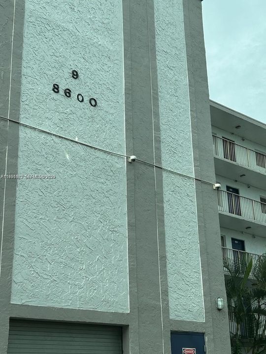 En Renta: $2,150 (2 camas, 2 baños, 832 Pies cuadrados)