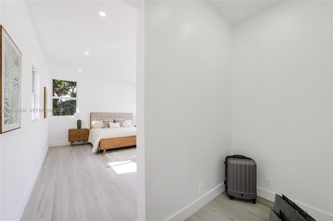 For Sale: $1,395,000 (3 beds, 3 baths, 2257 Square Feet)