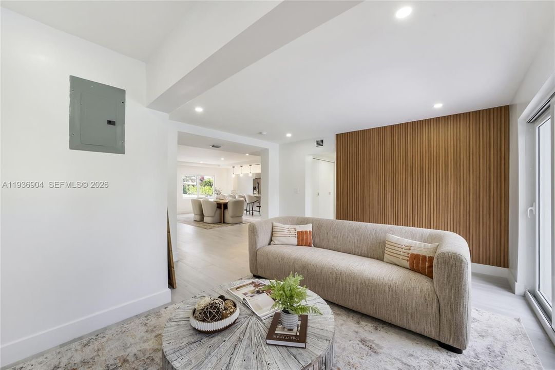 For Sale: $1,395,000 (3 beds, 3 baths, 2257 Square Feet)