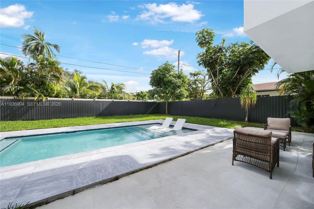 For Sale: $1,395,000 (3 beds, 3 baths, 2257 Square Feet)