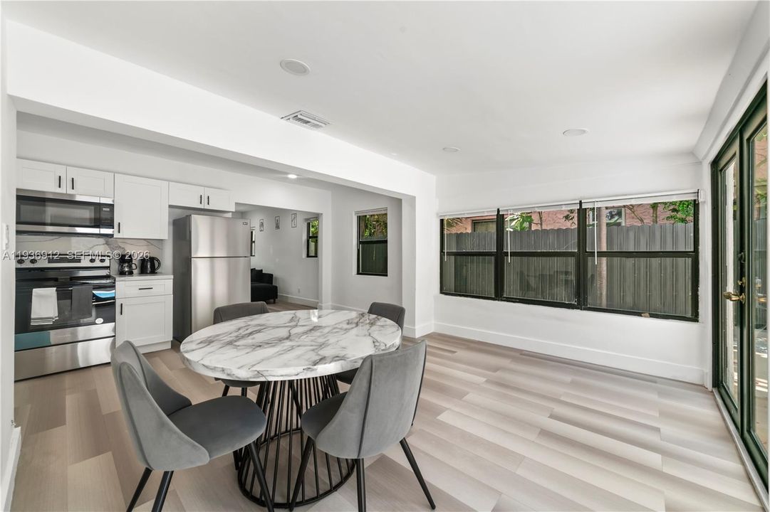 На продажу: $999,000 (0 спален, 0 ванн, 2886 Квадратных фут)