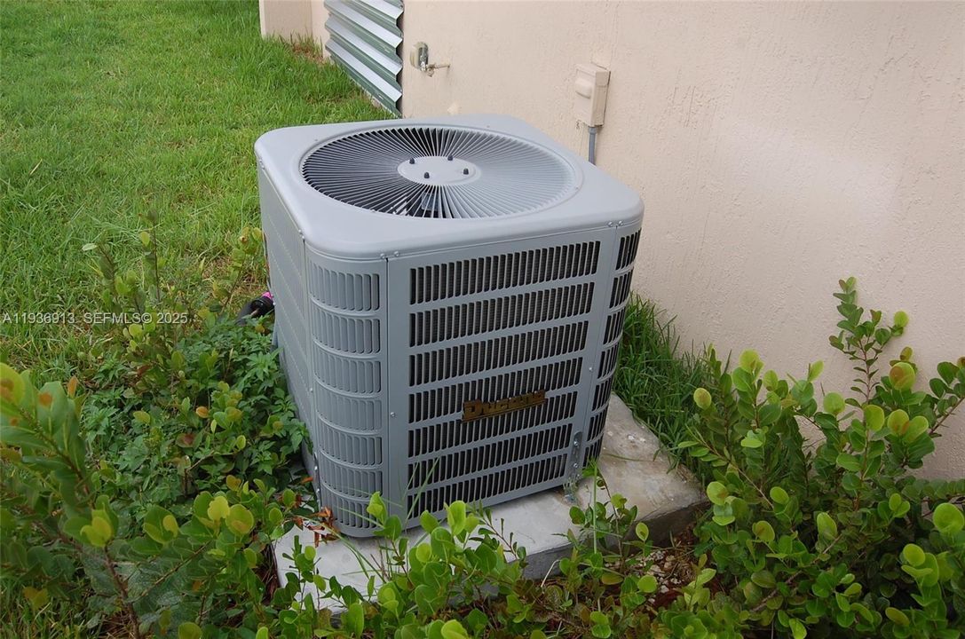 В аренду: $3,200 (3 спален, 2 ванн, 900 Квадратных фут)