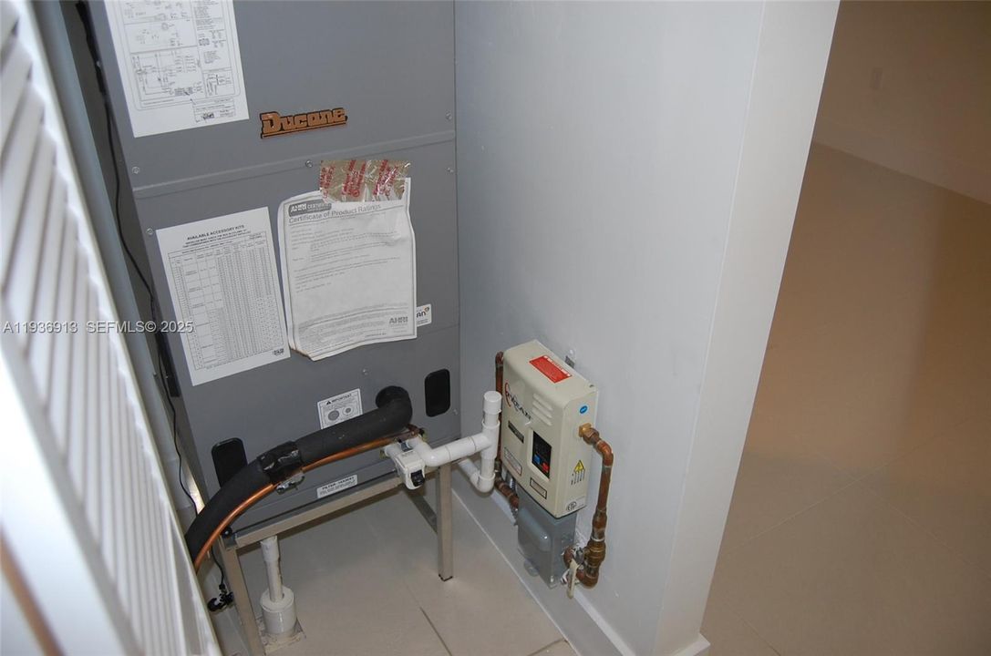 В аренду: $3,200 (3 спален, 2 ванн, 900 Квадратных фут)