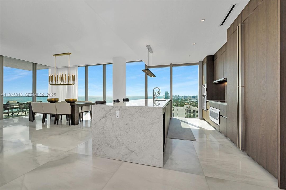 For Sale: $4,595,000 (3 beds, 3 baths, 2549 Square Feet)