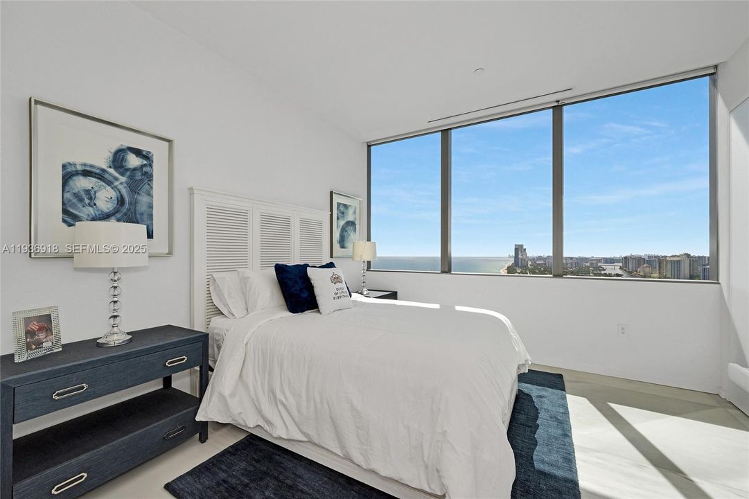 For Sale: $4,595,000 (3 beds, 3 baths, 2549 Square Feet)