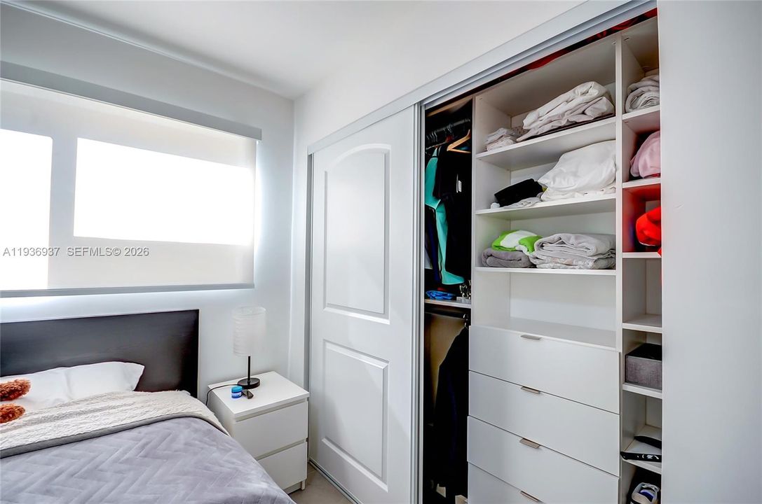 出租: $4,800 (4 贝兹, 3 浴室, 1616 平方英尺)