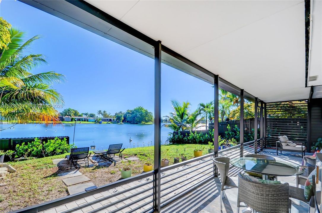 出租: $4,800 (4 贝兹, 3 浴室, 1616 平方英尺)