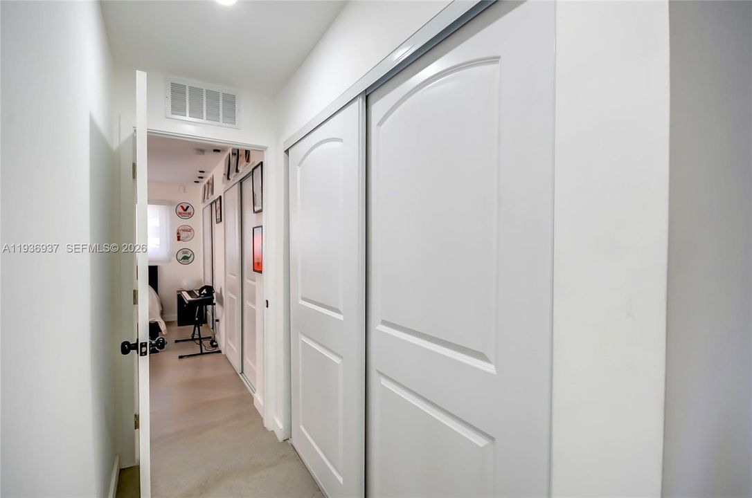 出租: $4,800 (4 贝兹, 3 浴室, 1616 平方英尺)