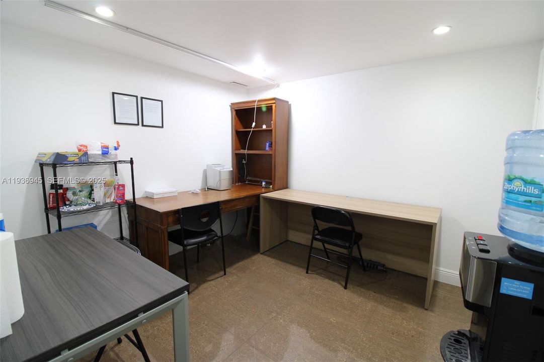 出租: $6,500 (0 贝兹, 0 浴室, 0 平方英尺)