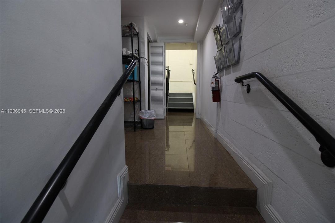 出租: $6,500 (0 贝兹, 0 浴室, 0 平方英尺)