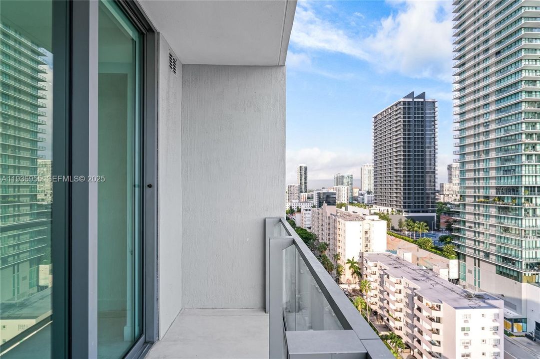 На продажу: $1,465,000 (3 спален, 4 ванн, 1698 Квадратных фут)