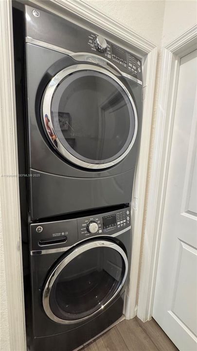 На продажу: $435,000 (3 спален, 2 ванн, 1442 Квадратных фут)