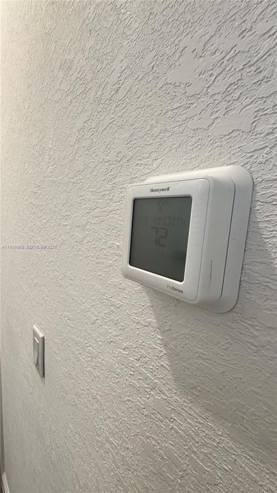 На продажу: $435,000 (3 спален, 2 ванн, 1442 Квадратных фут)