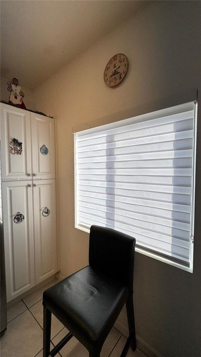 На продажу: $435,000 (3 спален, 2 ванн, 1442 Квадратных фут)