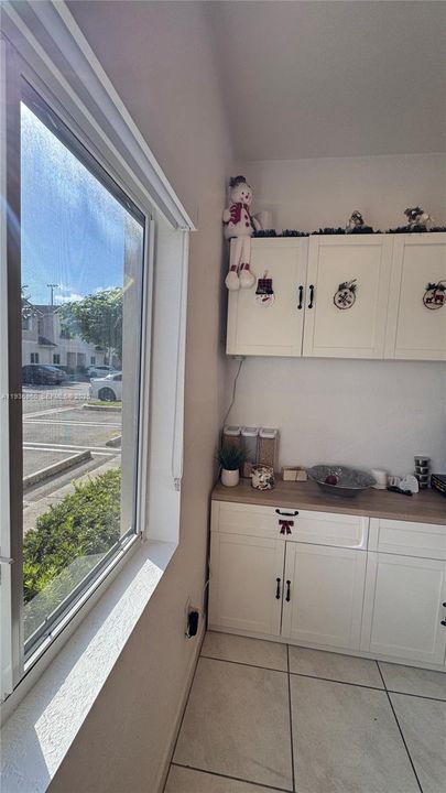 На продажу: $435,000 (3 спален, 2 ванн, 1442 Квадратных фут)