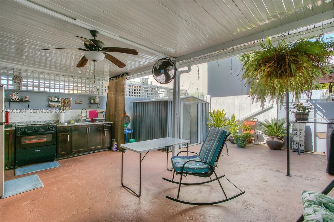 For Sale: $471,500 (3 beds, 2 baths, 1520 Square Feet)