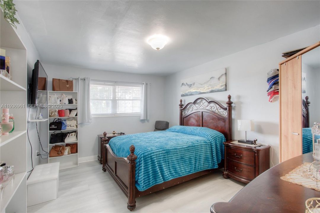 For Sale: $471,500 (3 beds, 2 baths, 1520 Square Feet)