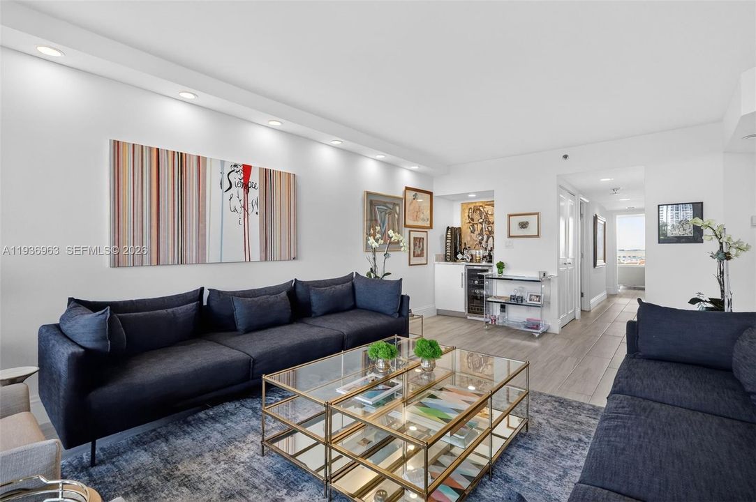 待售: $725,000 (3 贝兹, 2 浴室, 0 平方英尺)