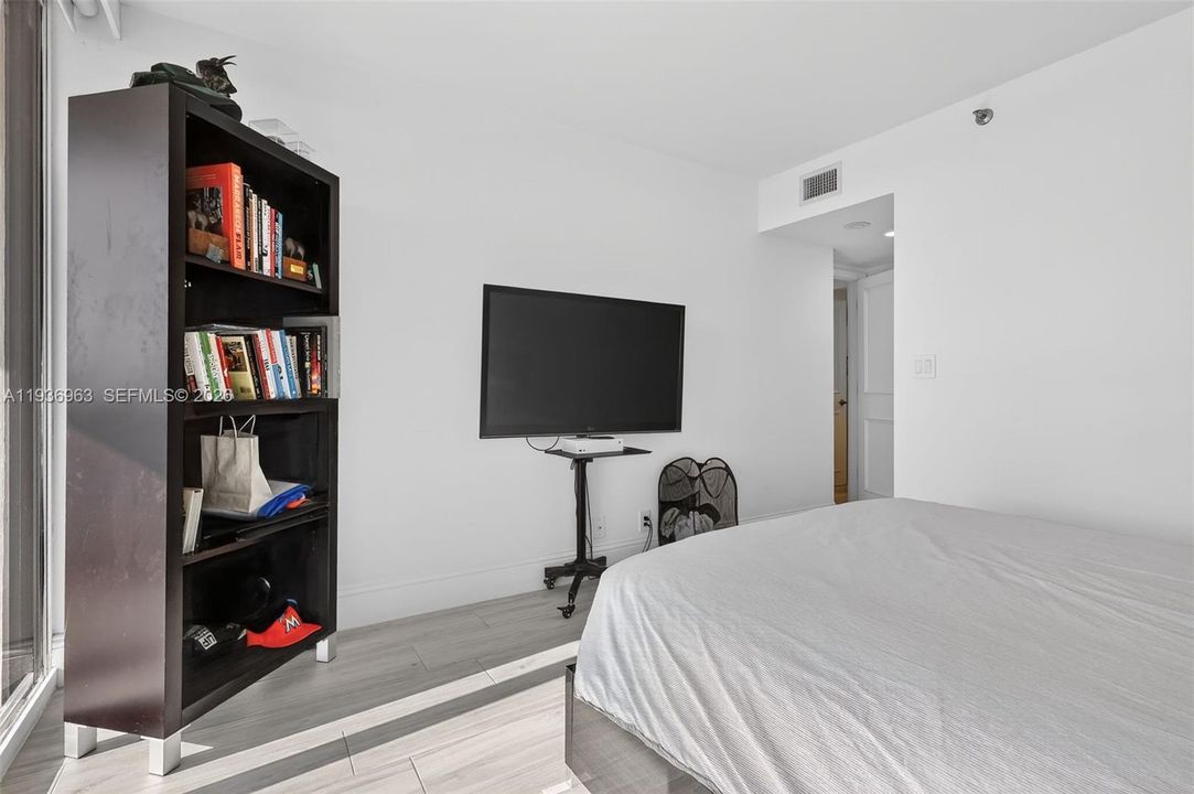 待售: $725,000 (3 贝兹, 2 浴室, 0 平方英尺)