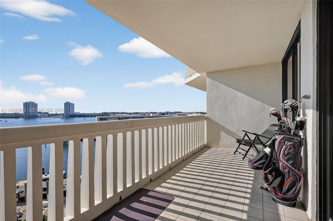 待售: $725,000 (3 贝兹, 2 浴室, 0 平方英尺)