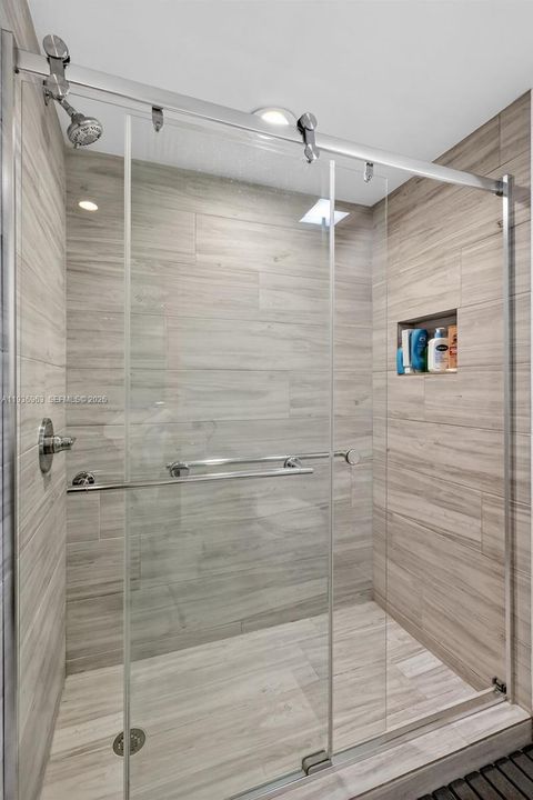 待售: $725,000 (3 贝兹, 2 浴室, 0 平方英尺)