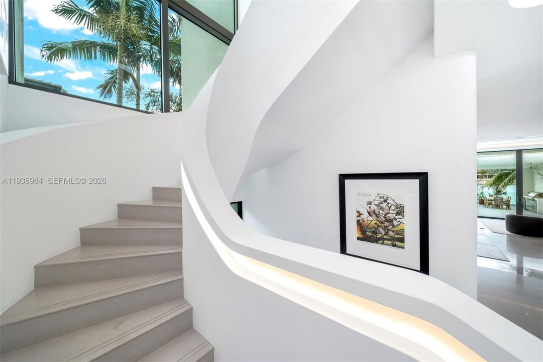 待售: $31,000,000 (6 贝兹, 6 浴室, 6942 平方英尺)