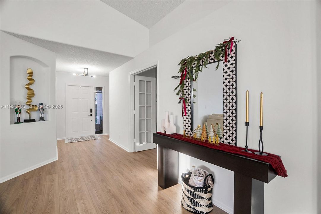 На продажу: $540,000 (3 спален, 2 ванн, 1849 Квадратных фут)