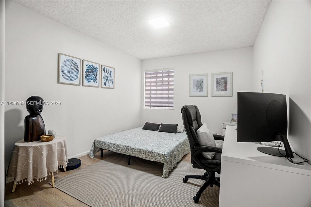 На продажу: $540,000 (3 спален, 2 ванн, 1849 Квадратных фут)